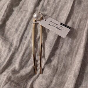 And Other Stories French Hairpin